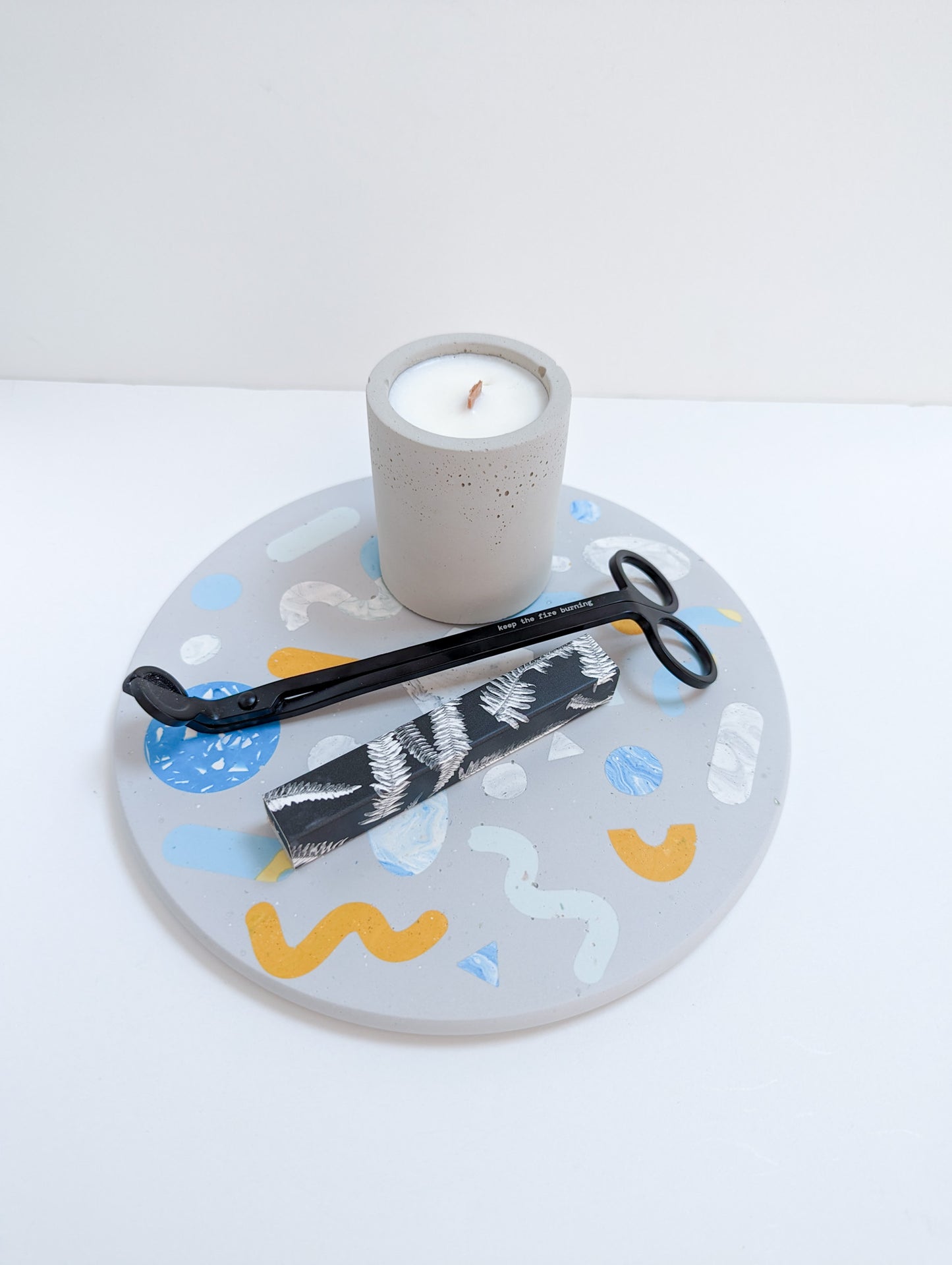 Gray Shapes Mosaic Round Tray