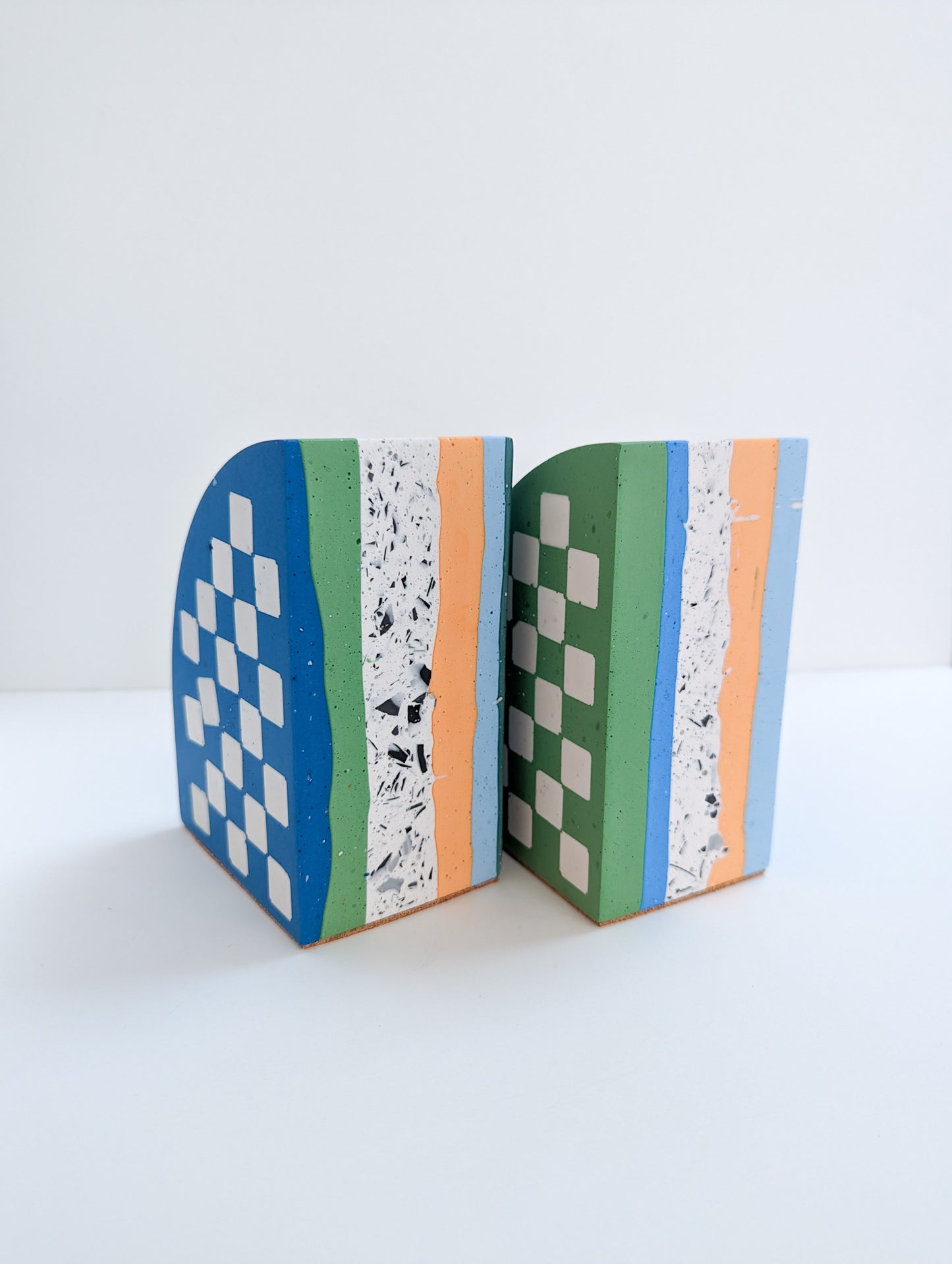 Checkered Terrazzo Curve Bookend