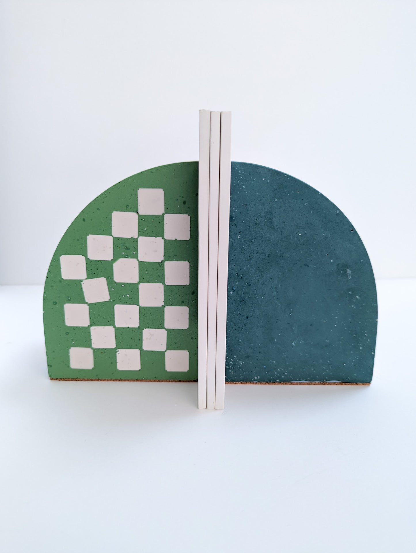 Checkered Terrazzo Curve Bookend