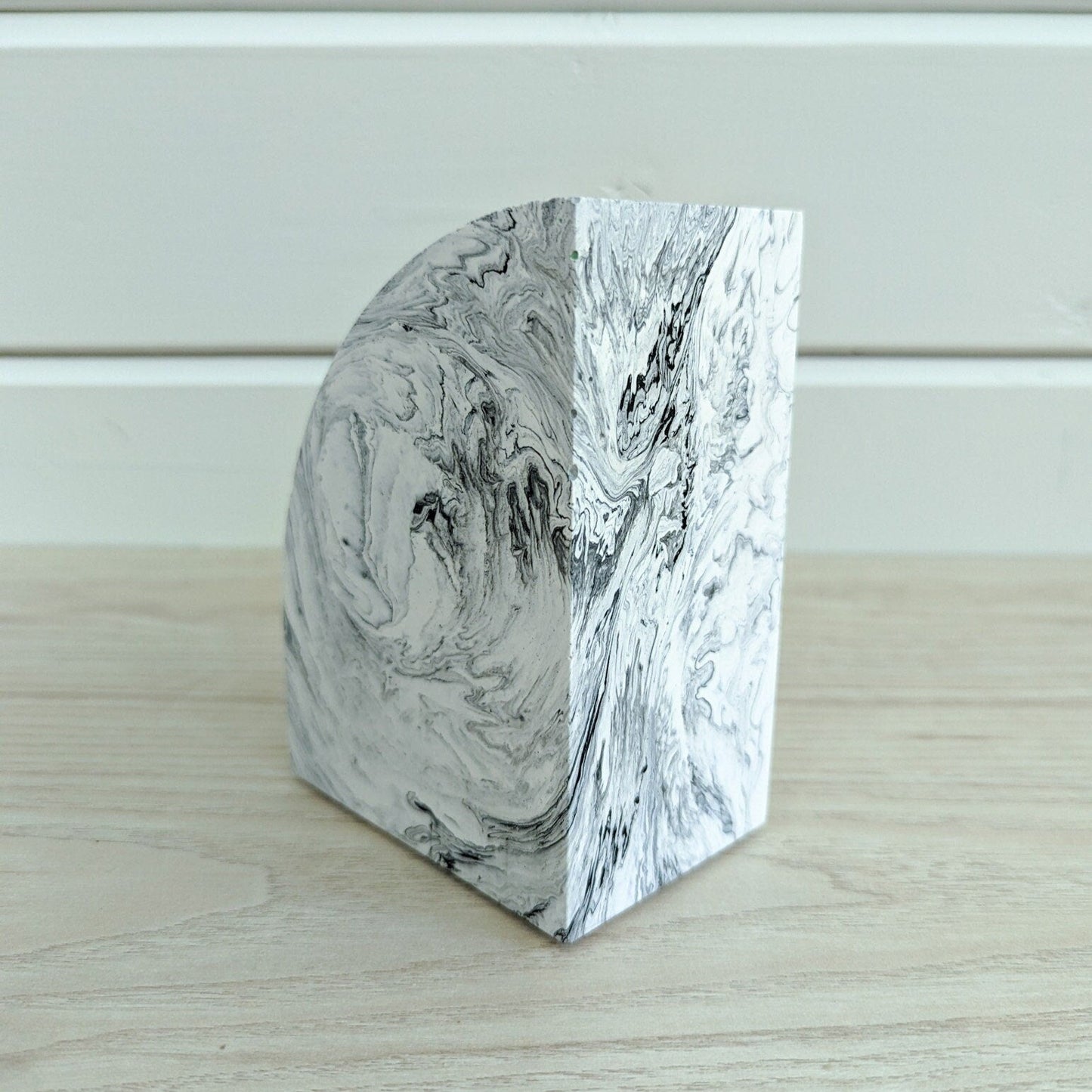 Marbled Curve Bookends, White Marbled Bookends, Neutral Bookshelf Decor, Heavy Cookbook Bookends, Sustainable Home Decor
