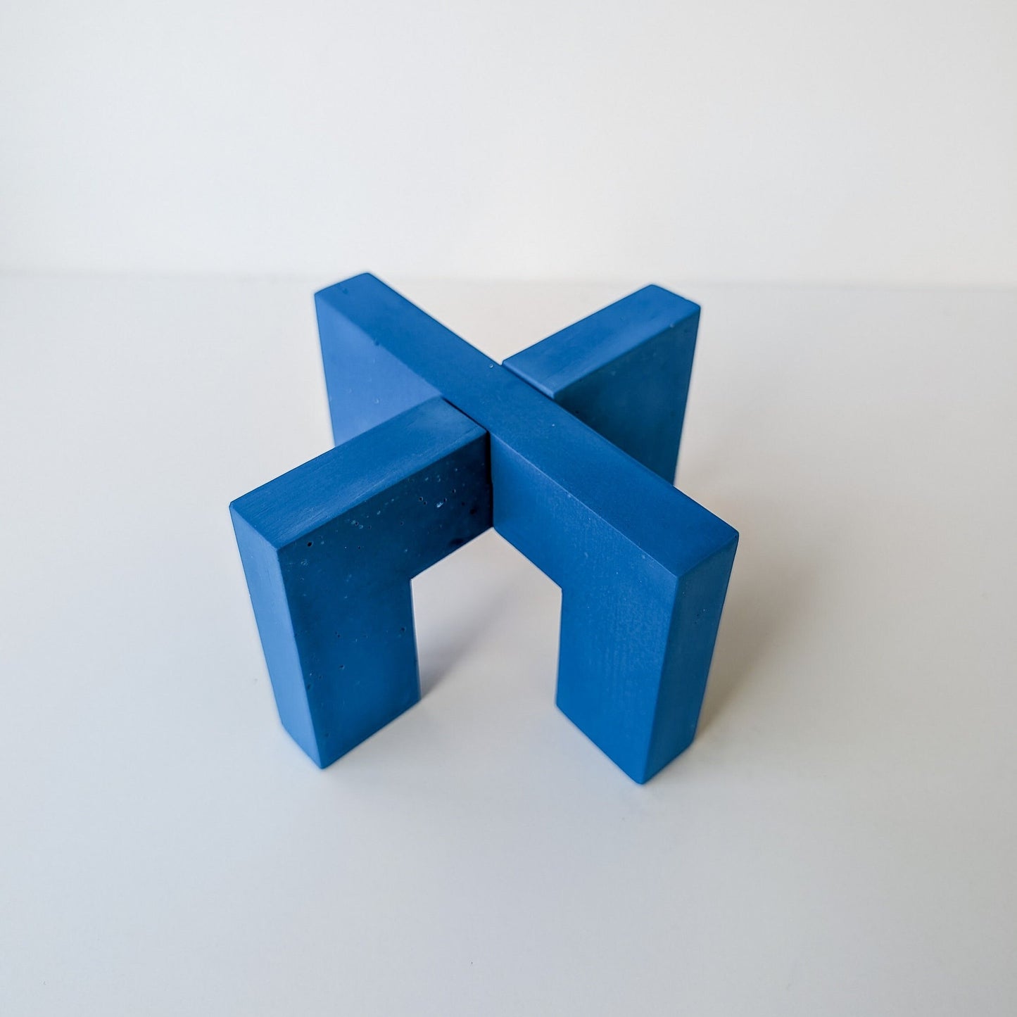 Blue Interlocking Plant Stand, Primary Blue Plant Pedestal, Colorful Plant Stand, Pop of Blue Decor