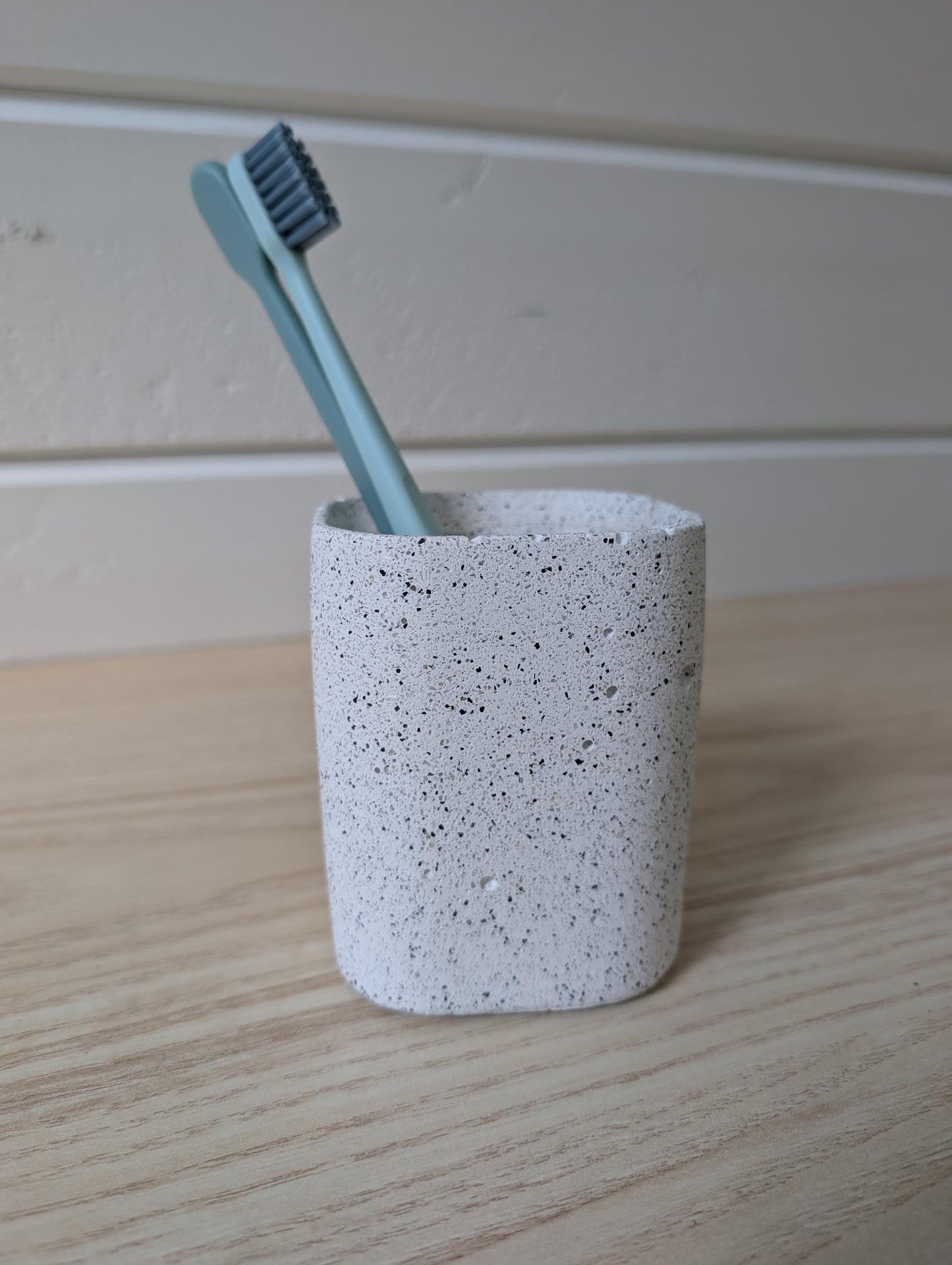 White Stone Concrete Toothbrush Holder