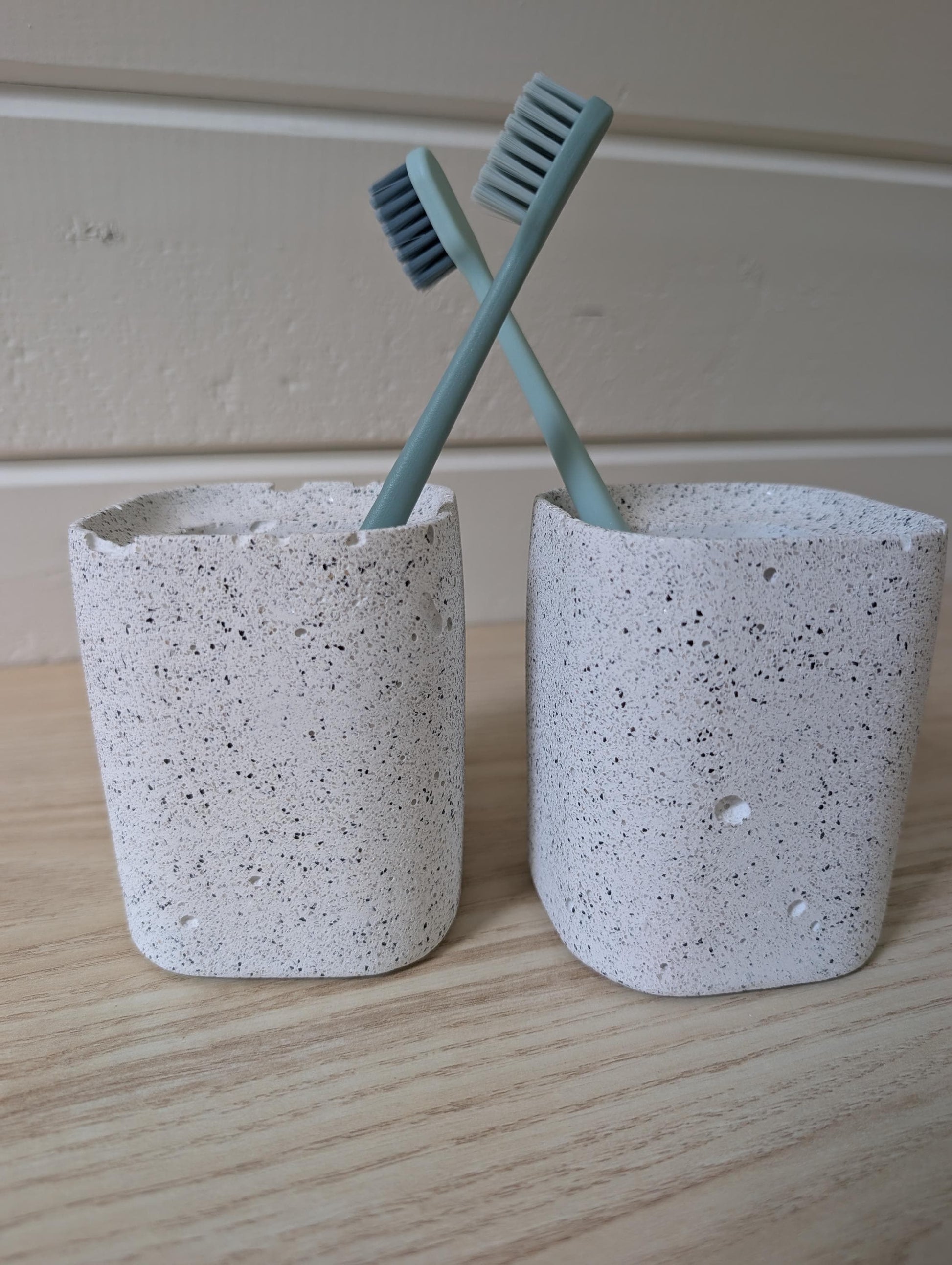White Stone Concrete Toothbrush Holder