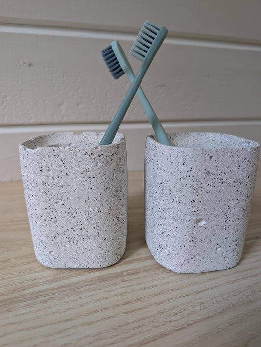 White Stone Concrete Toothbrush Holder