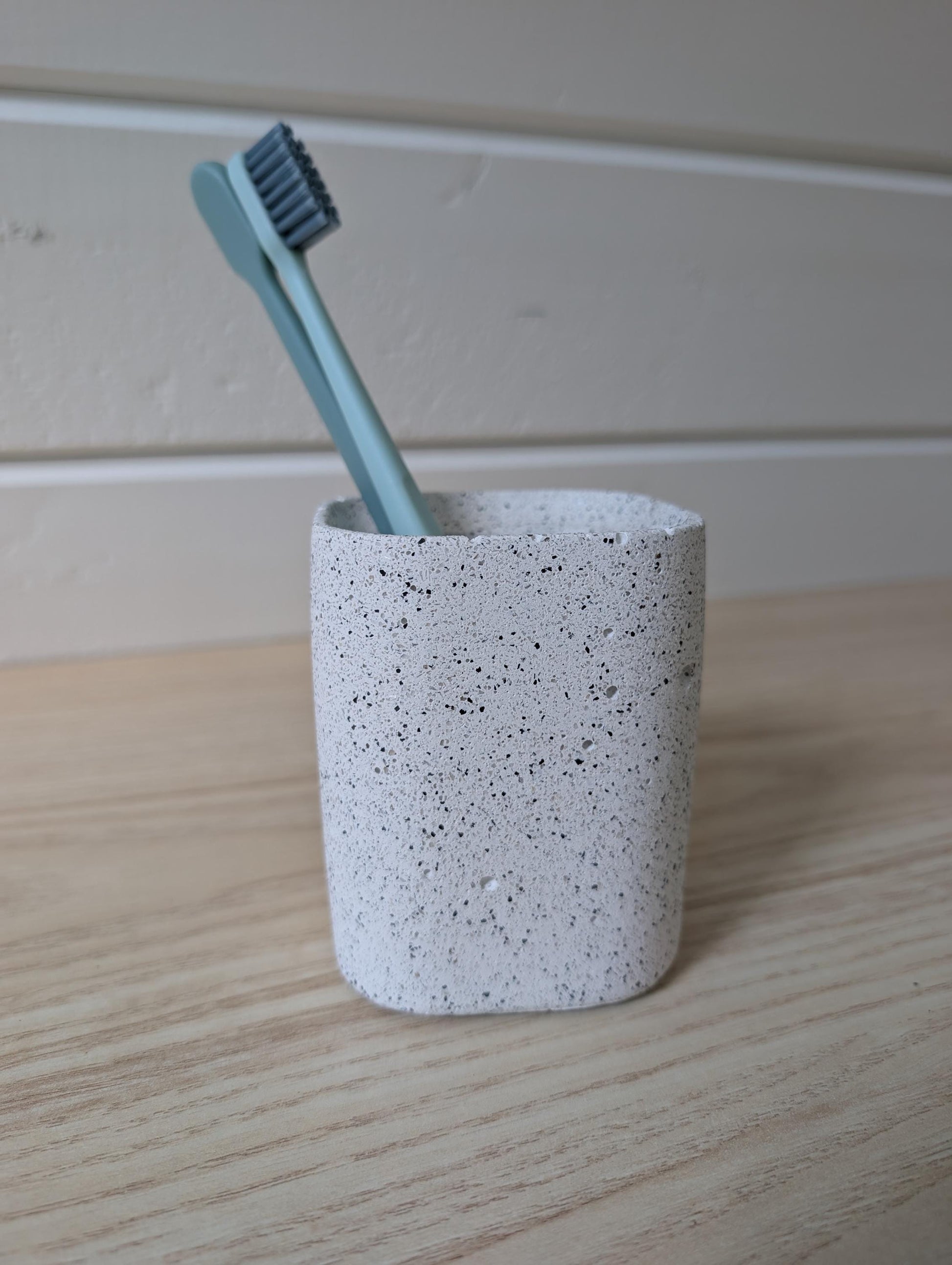 White Stone Concrete Toothbrush Holder