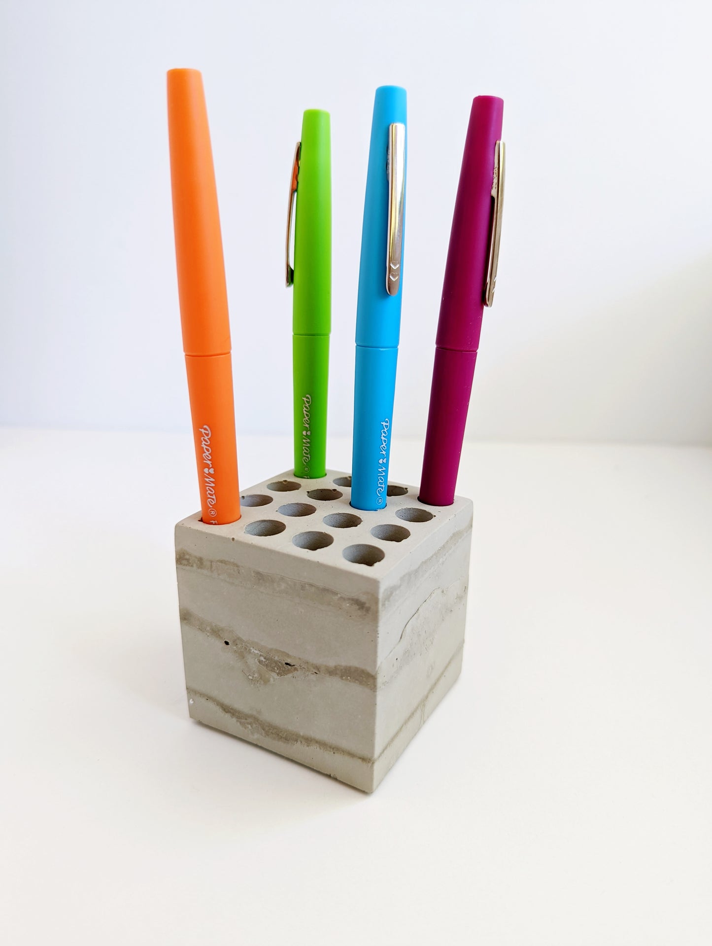 No-Waste Concrete Pen Holder