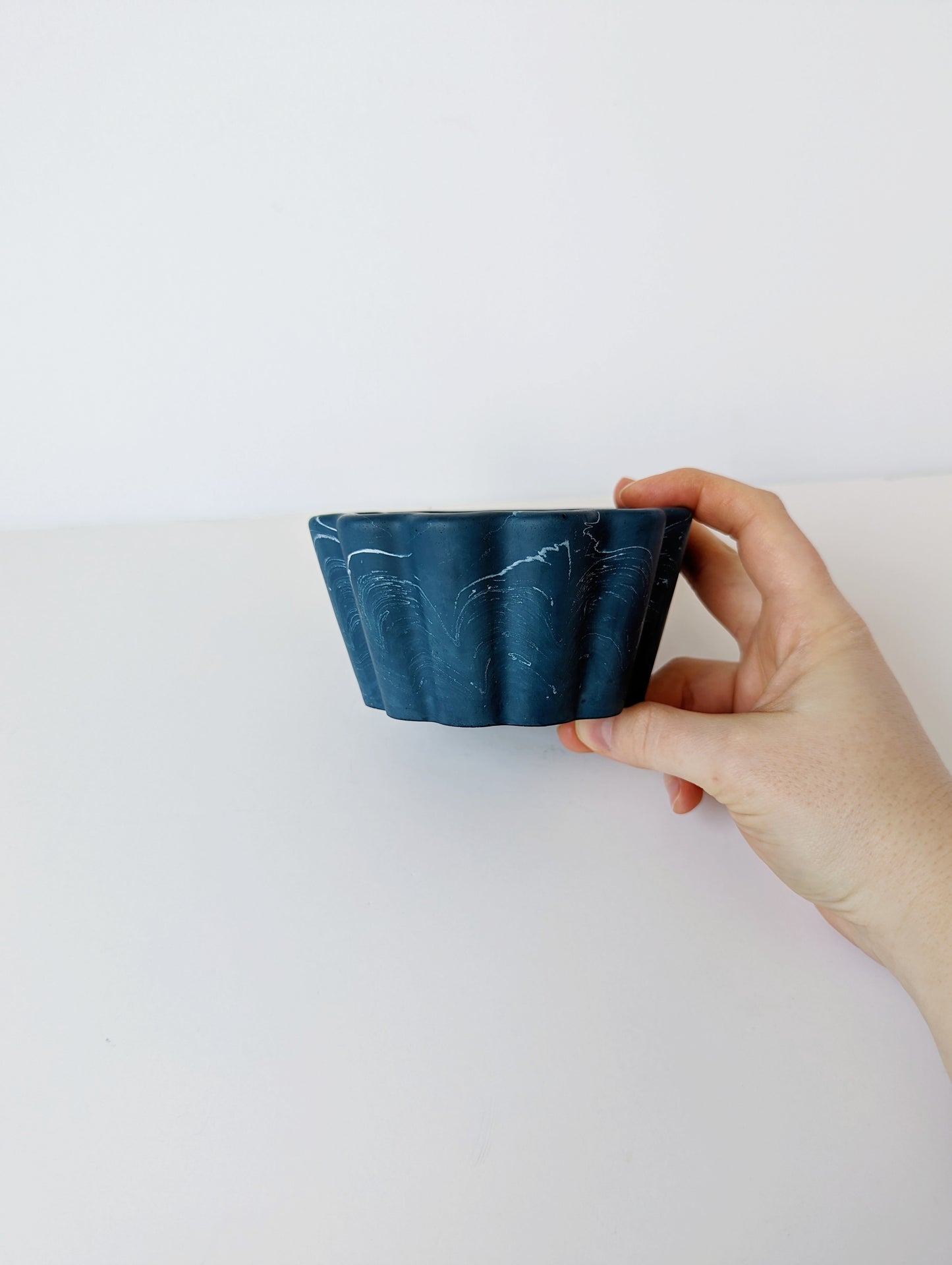 Indigo & White Marbled Wavy Bowl