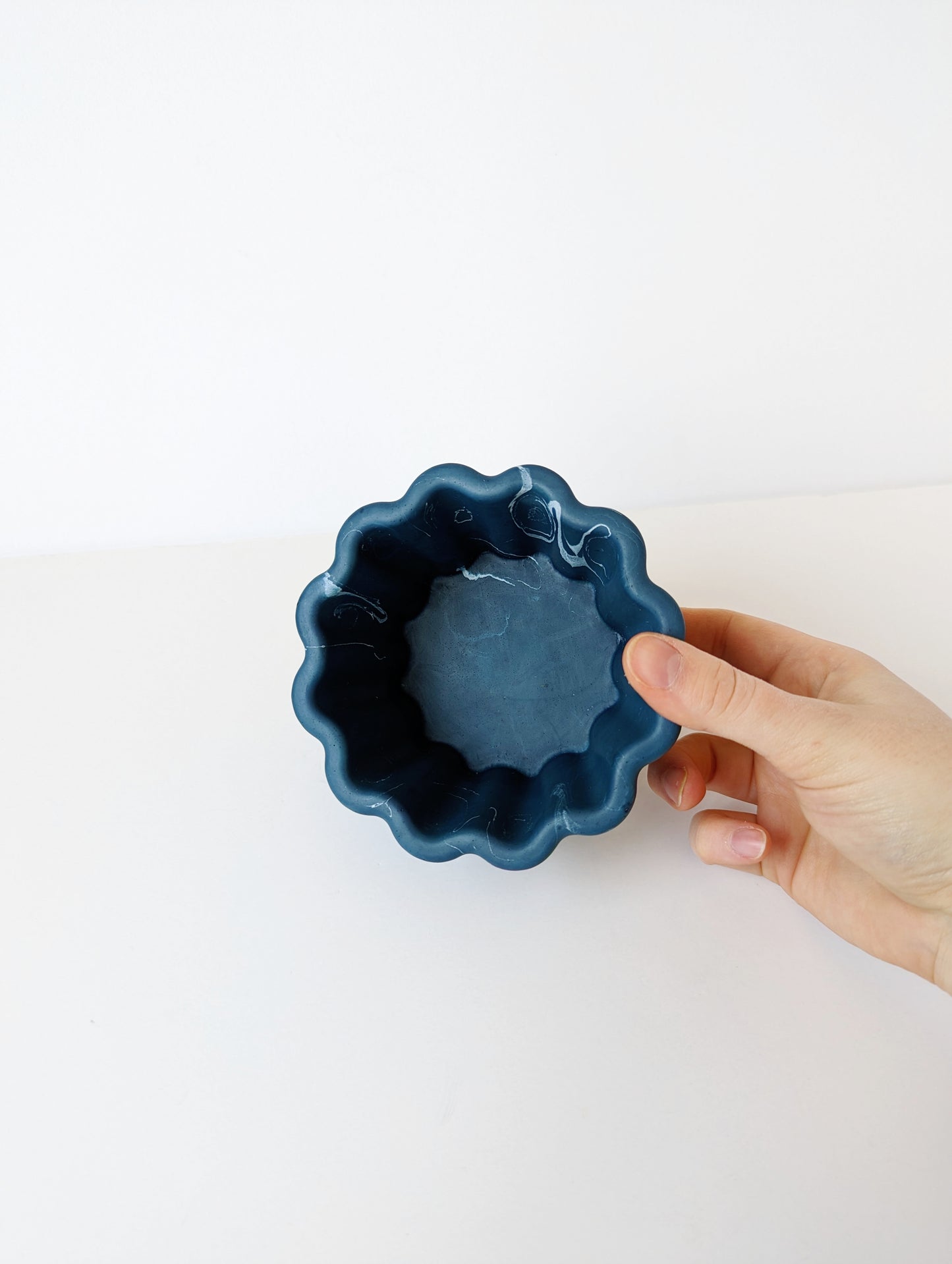 Indigo & White Marbled Wavy Bowl